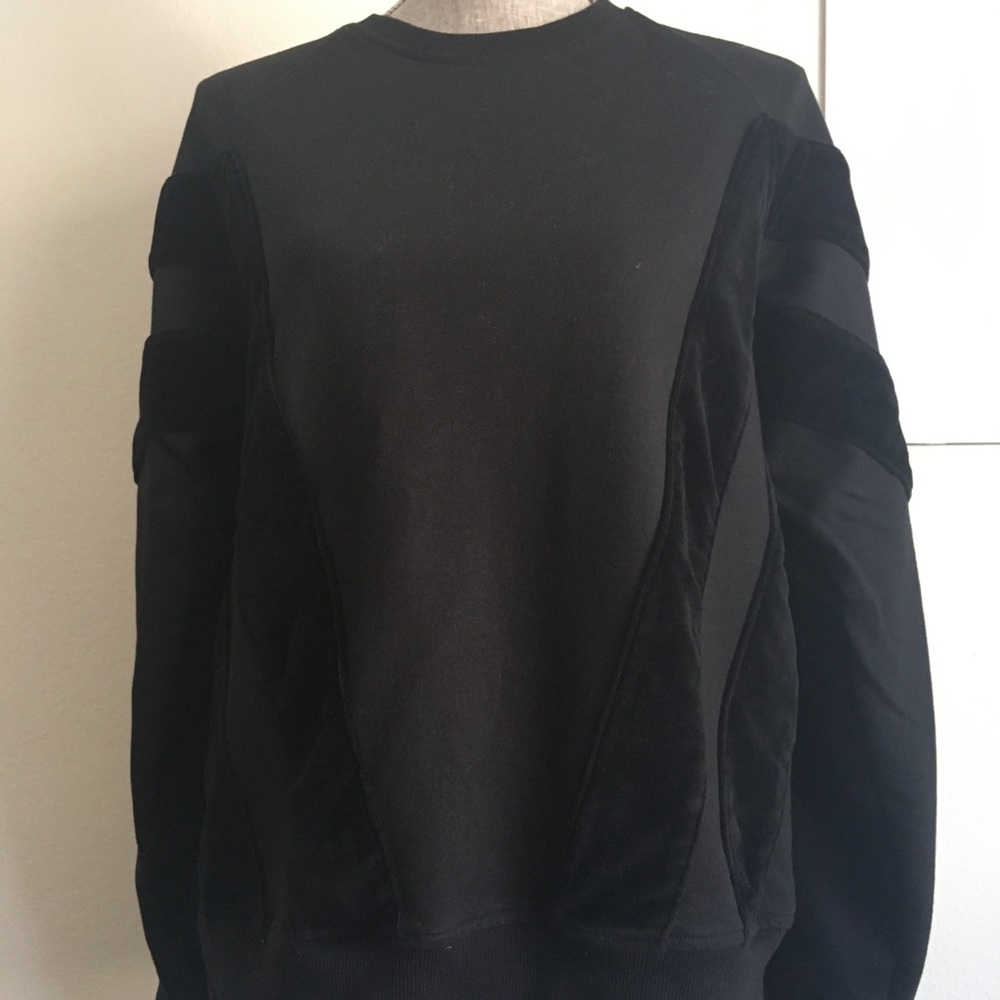 Unique black sweatshirt by 8th district in NY